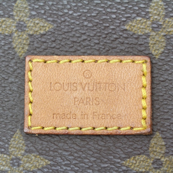 Auth Louis Vuitton Saumur 30 Crossbody #2168L20 - Picture 6 of 8
